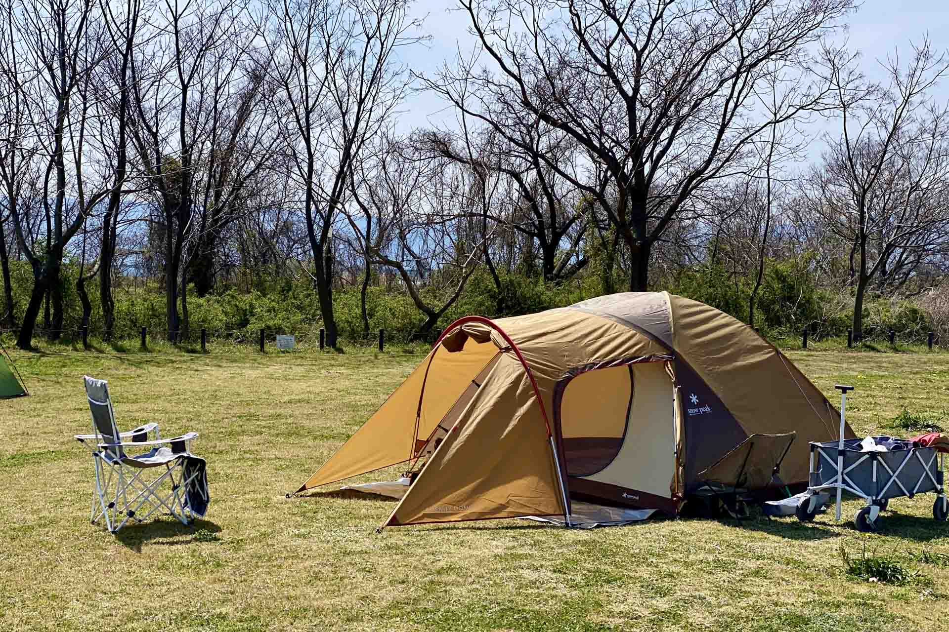 キャンプ初心者] ボクの失敗から学ぶ、最初に揃えるギア選びのコツ